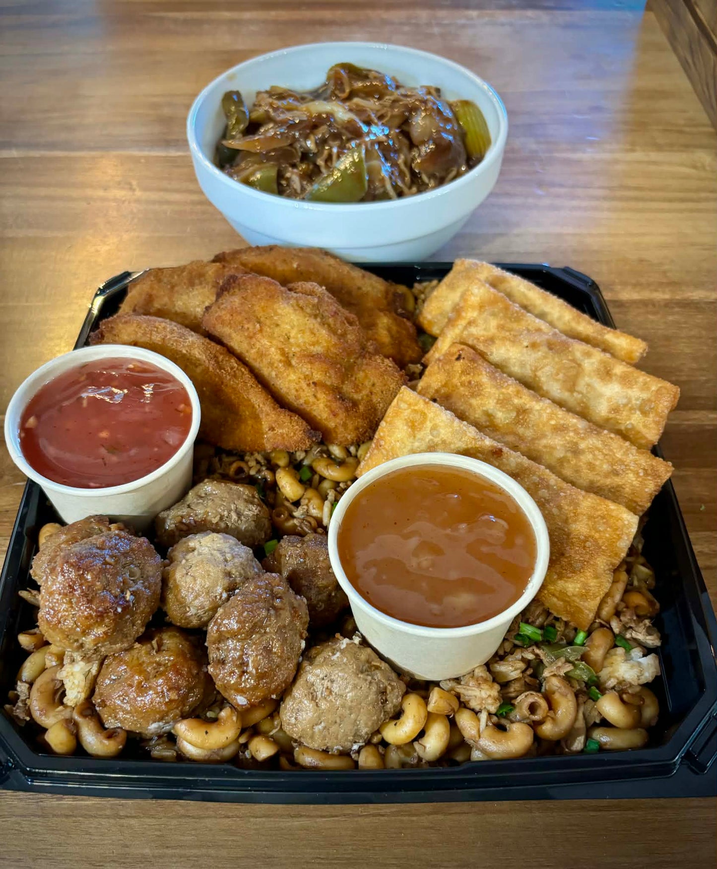 Boîte asiatique format familial